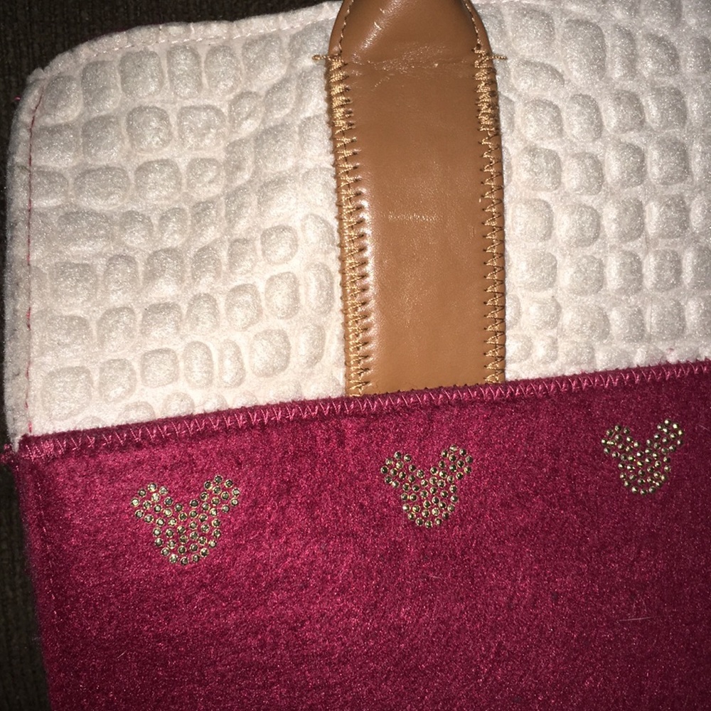 Authentic Disney Purse - Picture 2 of 8
